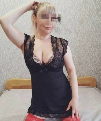 💫 Живу в Москве, где каждая ночь превращается в сказку благодаря моим услугам. 😈❤️ Путешествуя со мной по миру страсти, ты ощутишь весь спектр удовольствий - от классического секса до экзотического эротического массажа. 💋 Я безумно чуткая искусительница, готовая исполнить все твои фантазии, чувствуя твои желания даже до того, как ты произнесешь их вслух. 🔥 Мои фото и восторженные отзывы оставят в тебе незабываемое впечатление. Со мной ты познаешь настоящее наслаждение! 💦💥 Не упускай возможность окунуться в мир греха и страсти, обратись ко мне и твои фантазии станут реальностью. 💫💖 Татьяна