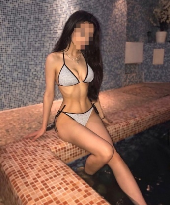 💋 Я креативная, нежная и опытная девушка, готовая исполнить все твои фантазии. Живу в Москве, в самом сердце столицы. Со мной ты сможешь расслабиться и насладиться незабываемыми моментами страсти. У меня есть фото, которые покажут тебе все мои прелести. Я готова предложить тебе широкий спектр услуг, чтобы удовлетворить все твои желания. Уверена, что ты останешься доволен нашей встречей. У меня также есть положительные отзывы от предыдущих клиентов, которые подтверждают мое мастерство и безупречность. Не откладывай на потом - приходи ко мне и ощути весь мой пылкий 🔥 и страстный характер. Я жду тебя, милый! 😉 Анна